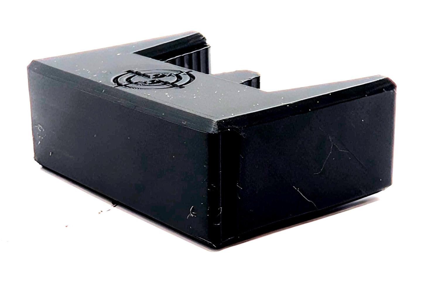 MagRest Duo – Magnetic Rifle Rest for Safe Firearm Transportation and Storage
