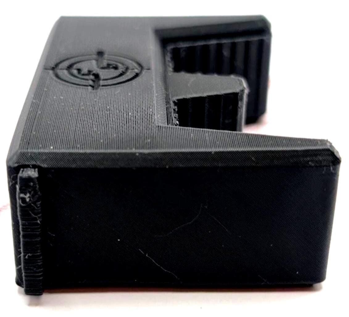 MagRest Duo – Magnetic Rifle Rest for Safe Firearm Transportation and Storage